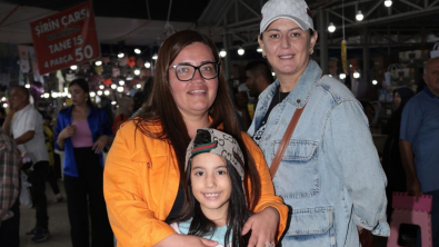 Belediye Başkanımız fuar alanındaki esnaflarımıza ziyaret gerçekleştirerek bol kazanç dileklerinde bulundu